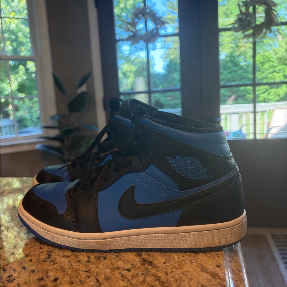 Nike Black & Blue High-Top Sneakers